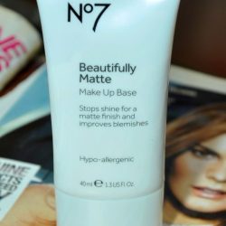 No 7 Beautifully Matte Makeup Base